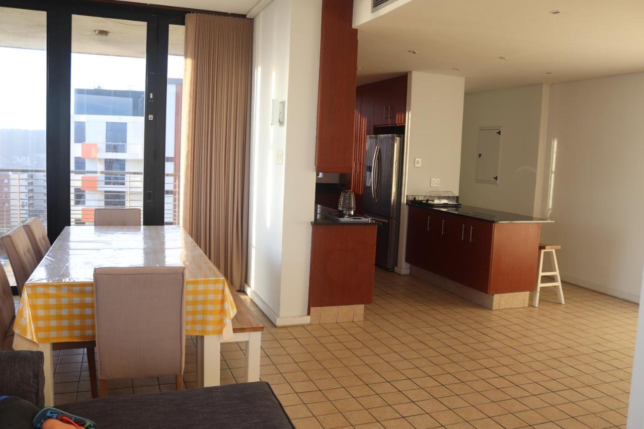 Point Beach #Accommodation - Durban Beach & Waterfront Canals Epic Views מראה חיצוני תמונה